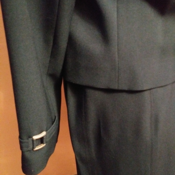 Navy blue two-piece suit - Picture 4 of 6